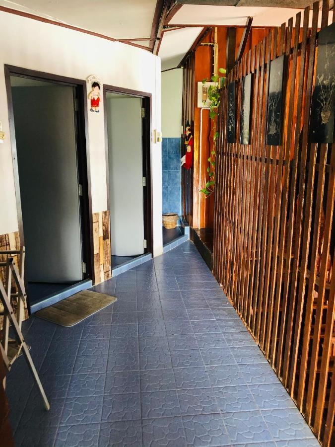 Banthai Guesthouse 펫차부리 외부 사진