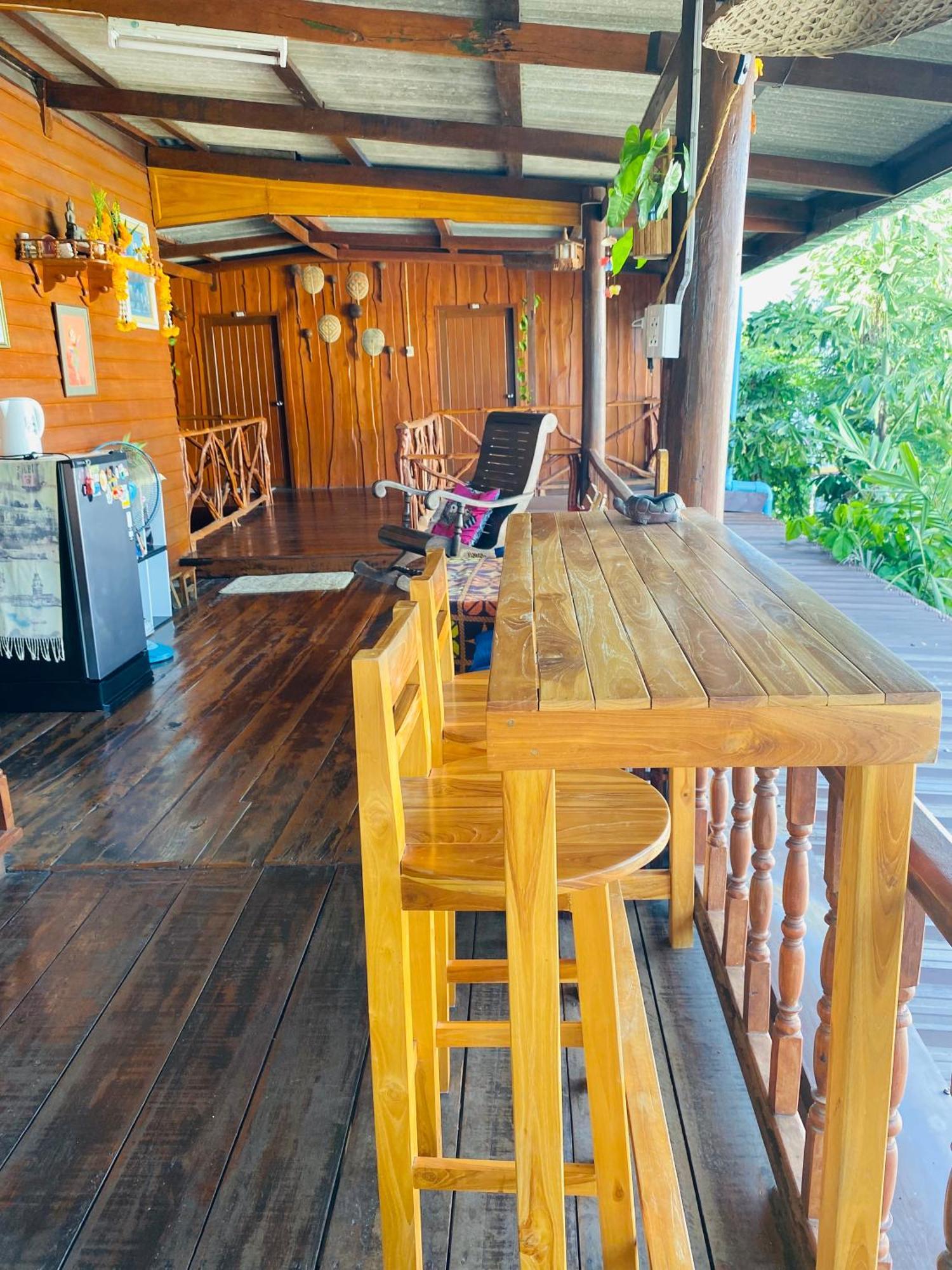 Banthai Guesthouse 펫차부리 외부 사진