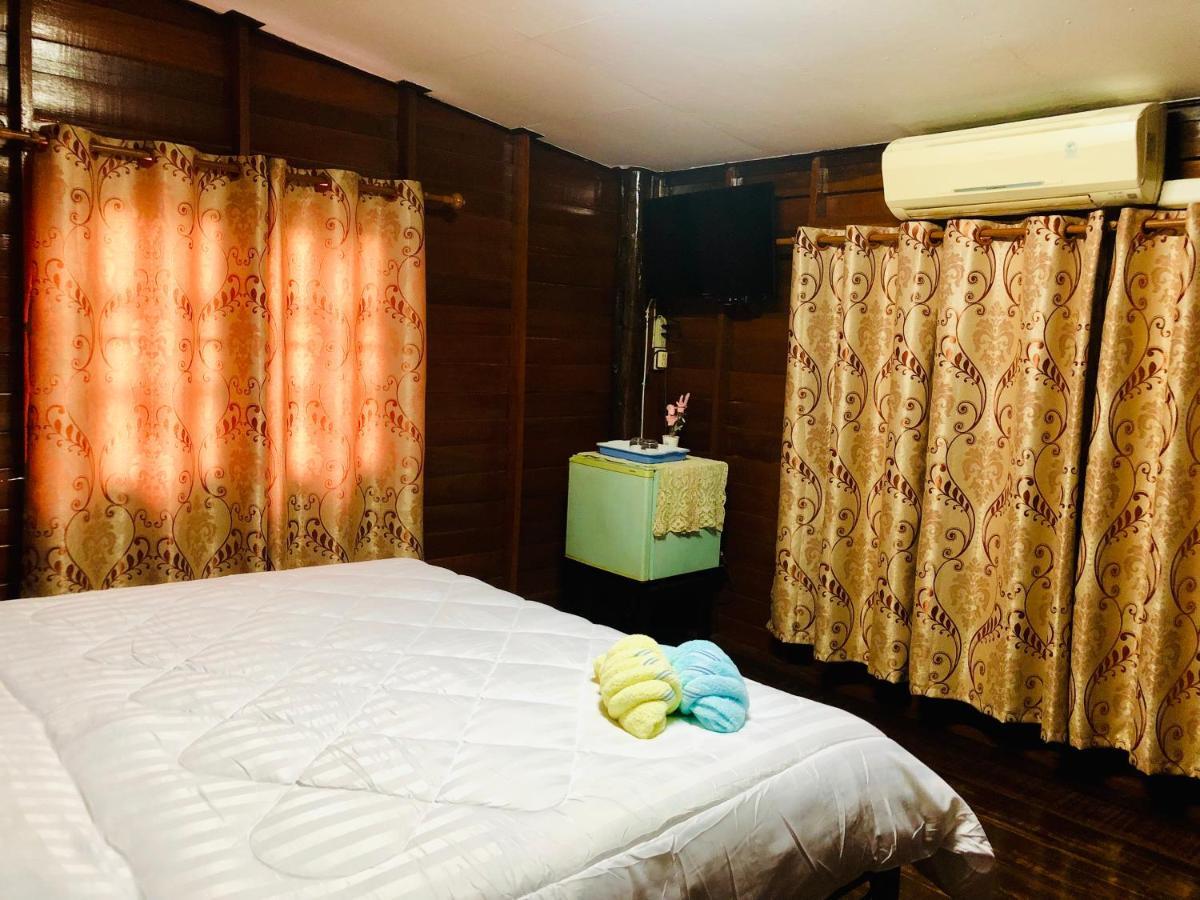 Banthai Guesthouse 펫차부리 외부 사진