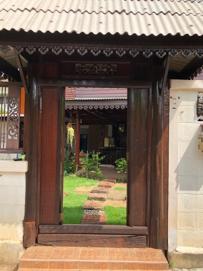 Banthai Guesthouse 펫차부리 외부 사진